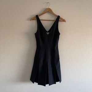 Cinq a Sept‎ Drop Waist Pleated V-Neck Navy Mini Dress Women's Size 0
